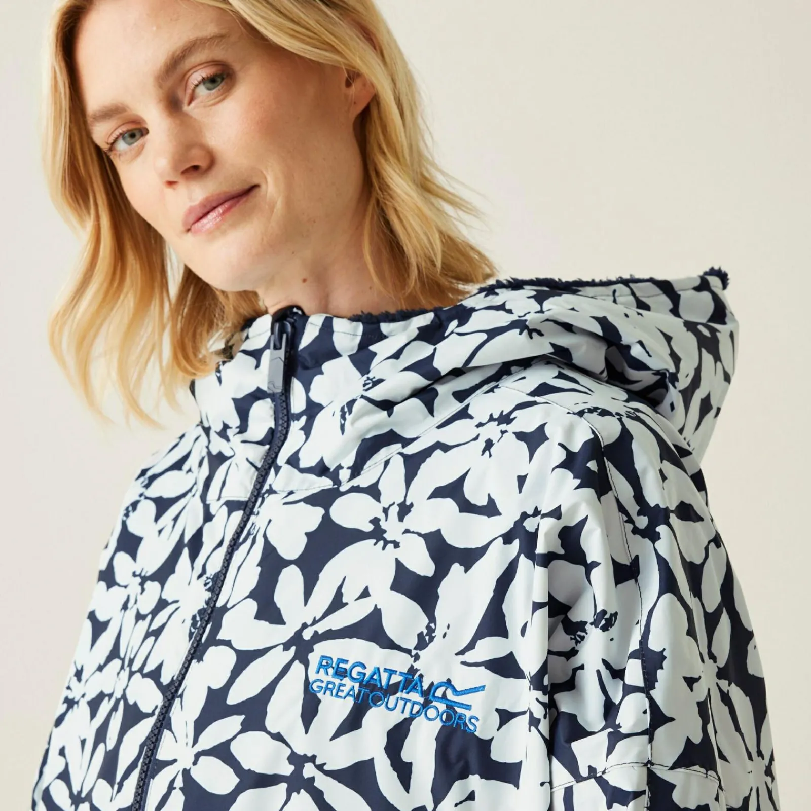 Regatta Adulte Robe à langer |<Femme Vestes Imperméables