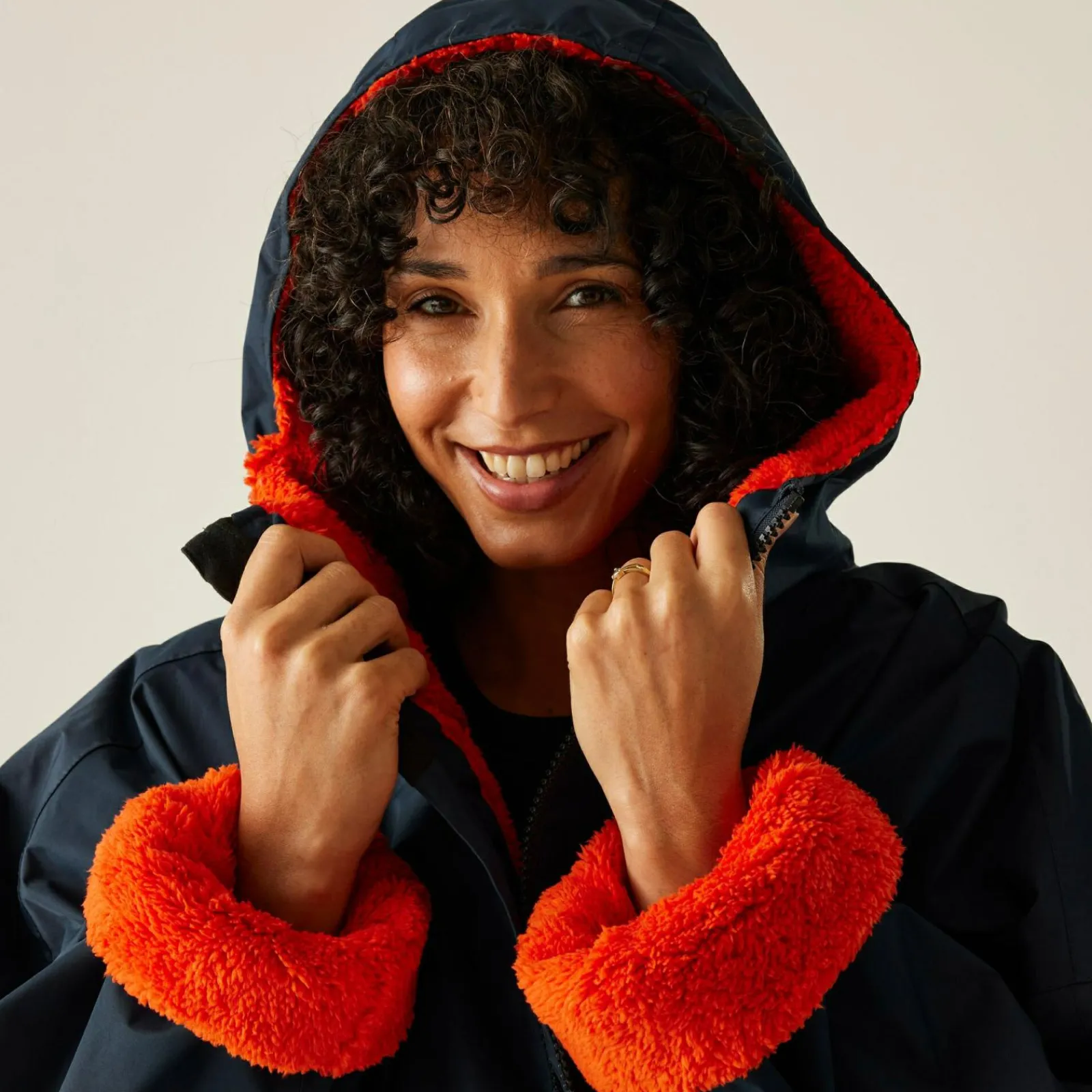Regatta Adulte Robe à langer |<Femme Poncho|Poncho