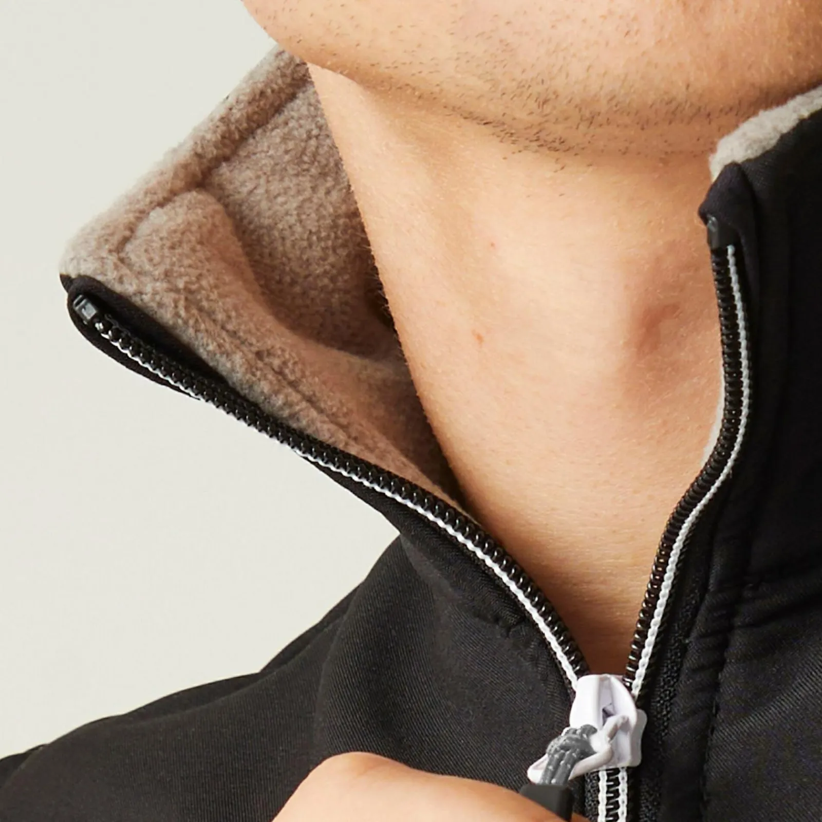Regatta Ascender Homme Gilet softshell à capuche 2 épaisseurs |< Vestes & Manteaux