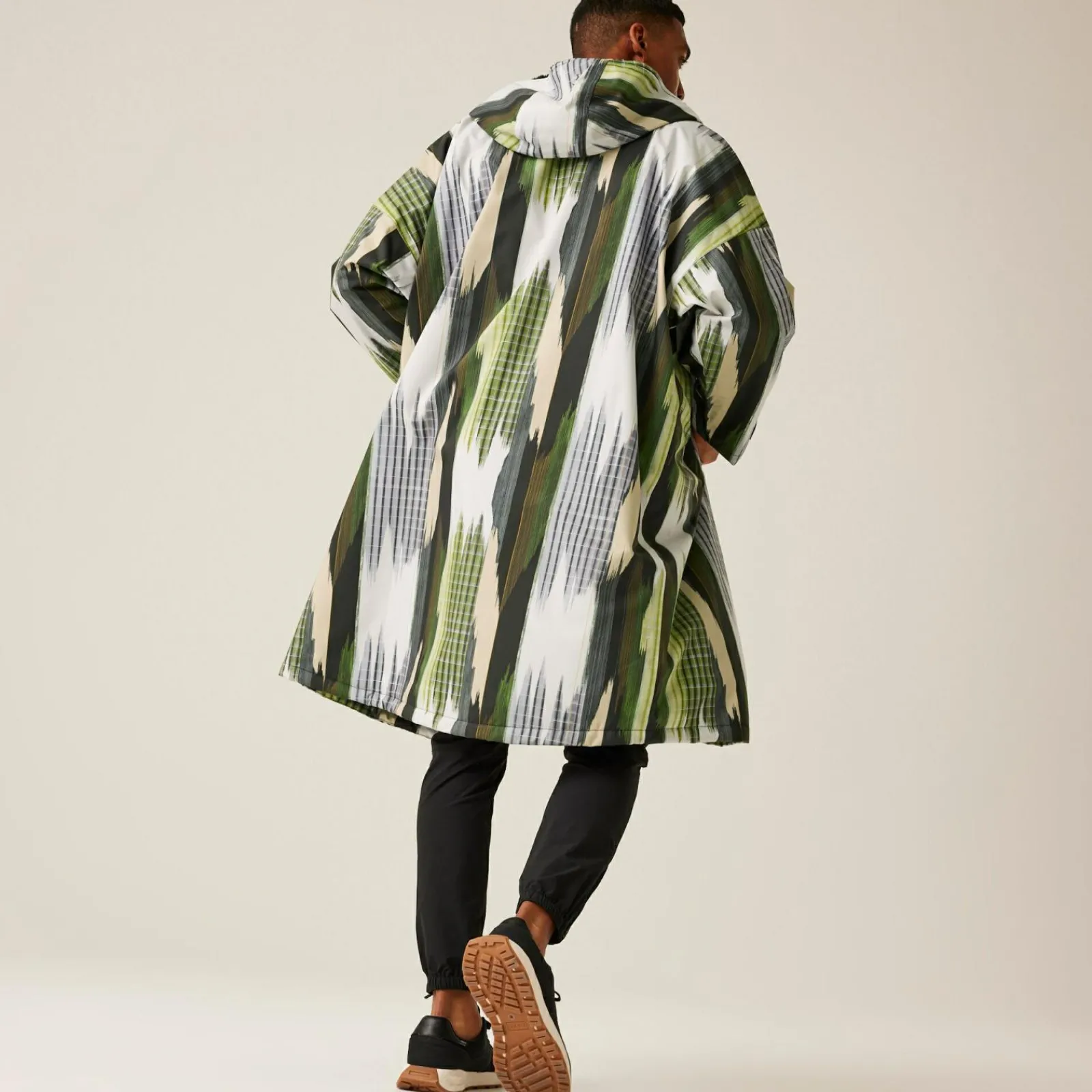 Regatta Christian Lacroix - Adulte Poncho Lebosc |<Femme Poncho