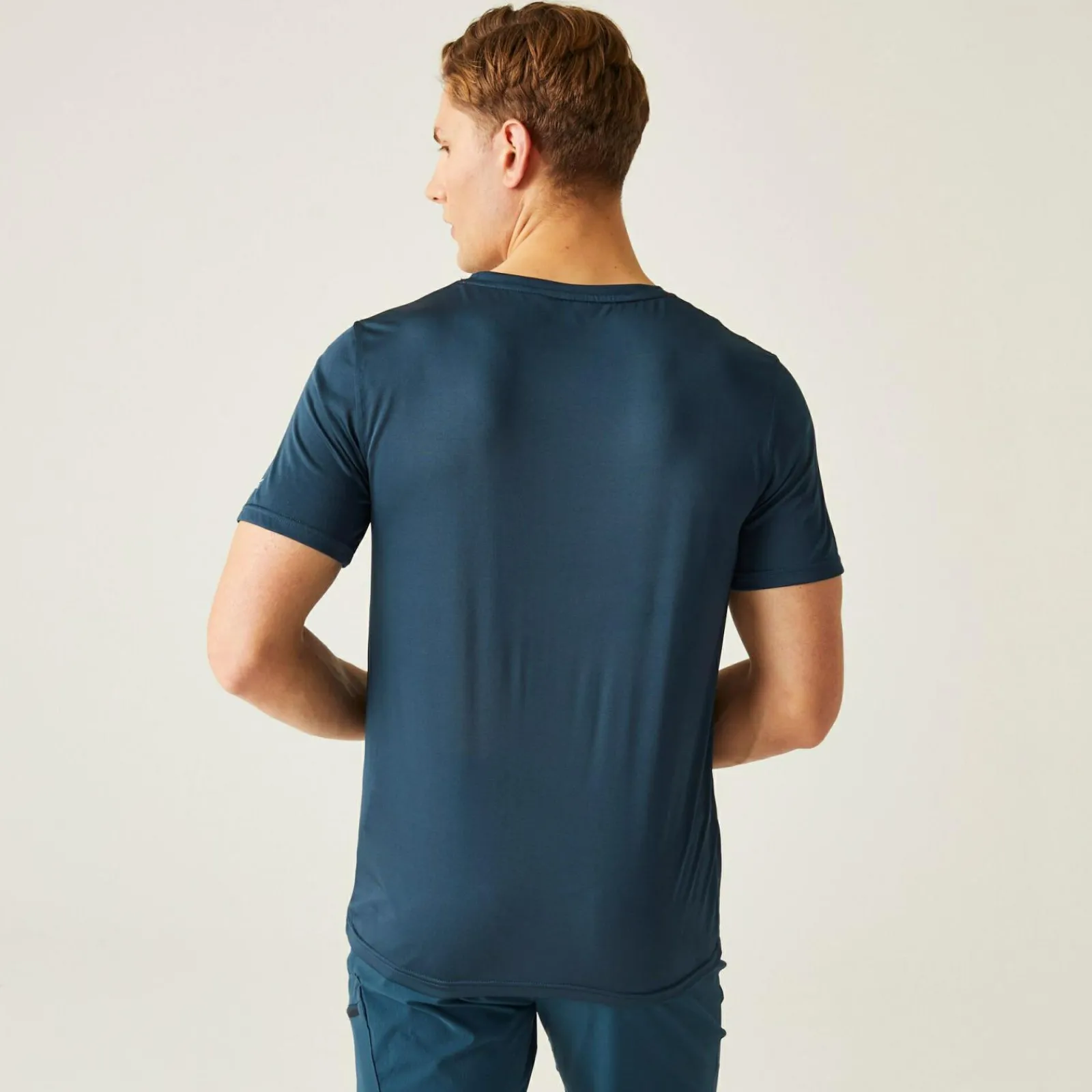 Regatta Fingal Homme T-shirt à col en V |<Homme/Femme T-Shirts