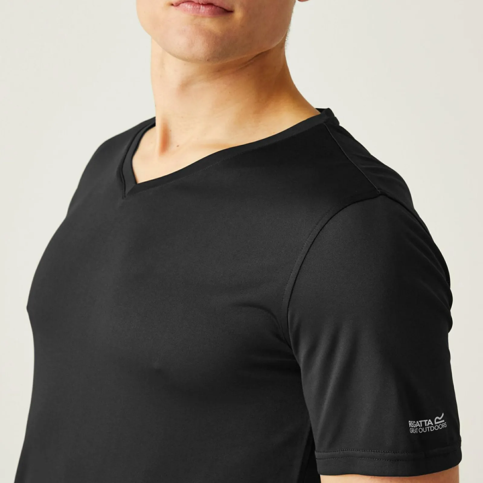 Regatta Fingal Homme T-shirt à col en V |<Homme/Femme T-Shirts