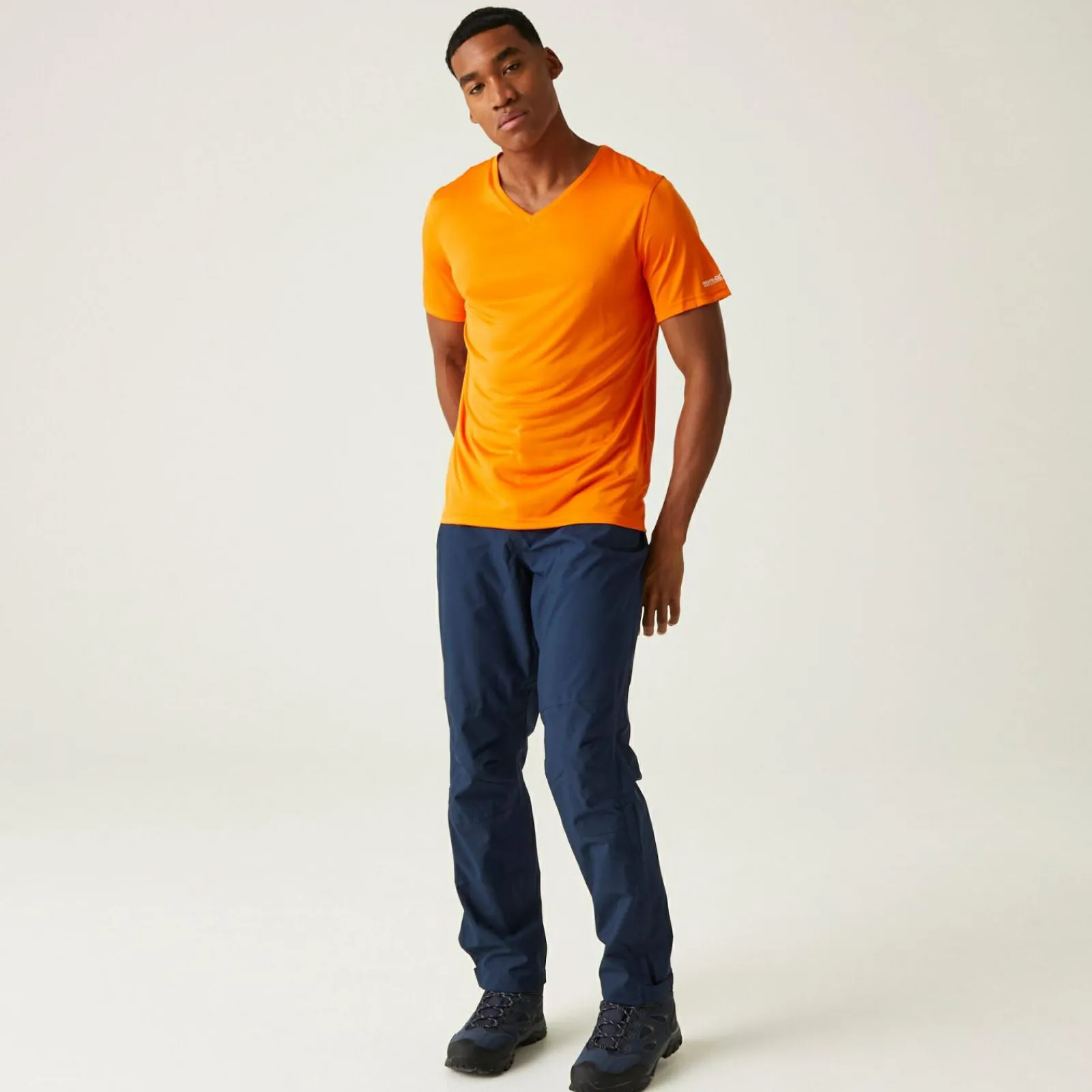 Regatta Fingal Homme T-shirt à col en V |<Homme/Femme T-Shirts