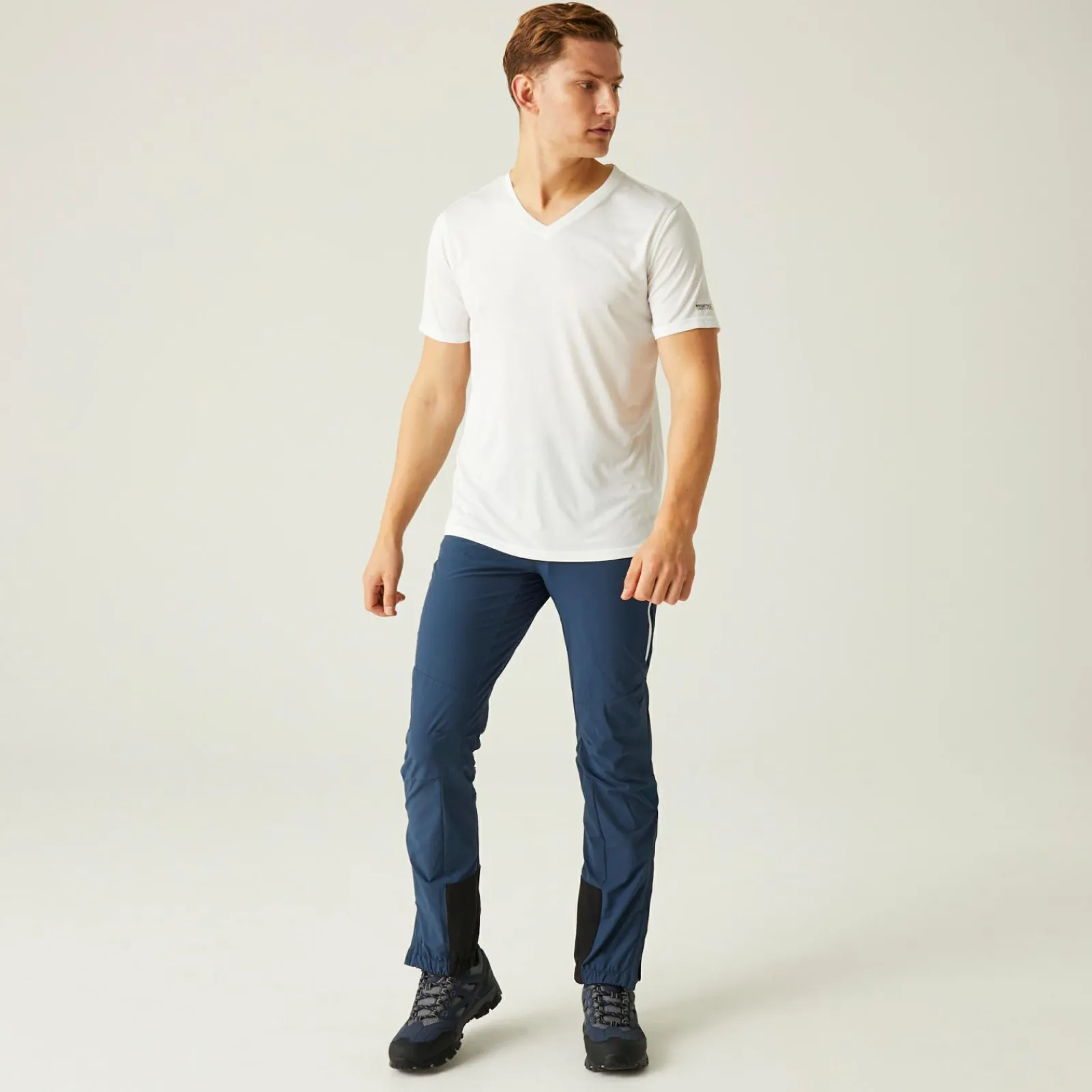 Regatta Fingal Homme T-shirt à col en V |<Homme/Femme T-Shirts
