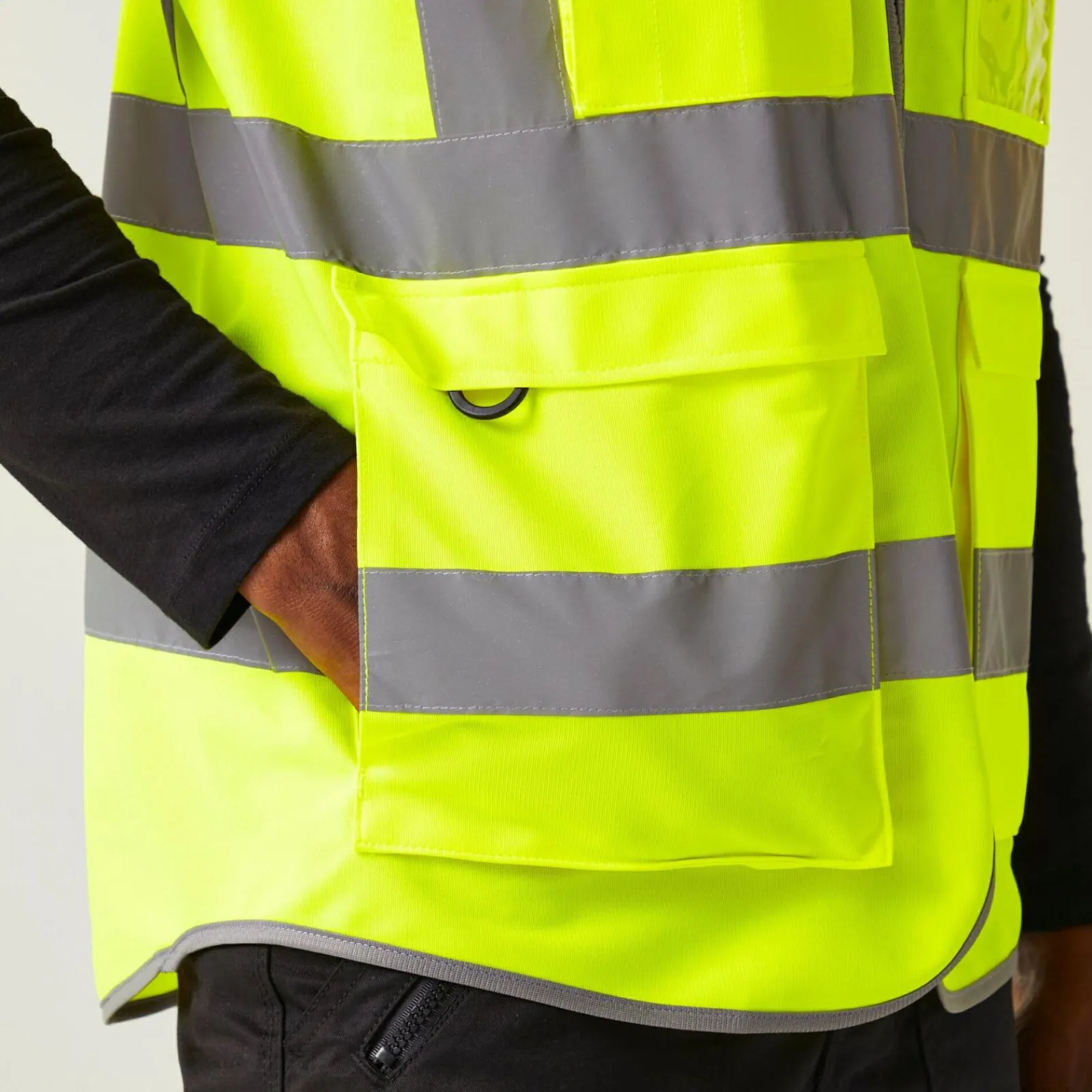 Regatta Men's Pro HI-VIS Executive Vest |< Vêtements Haute Visibilité