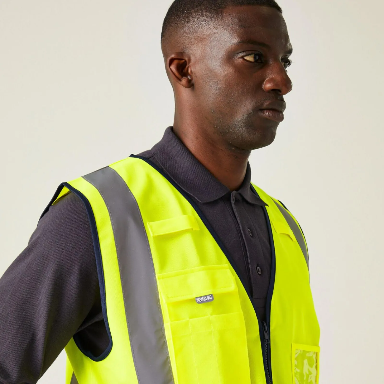 Regatta Men's Pro HI-VIS Executive Vest |< Vêtements Haute Visibilité
