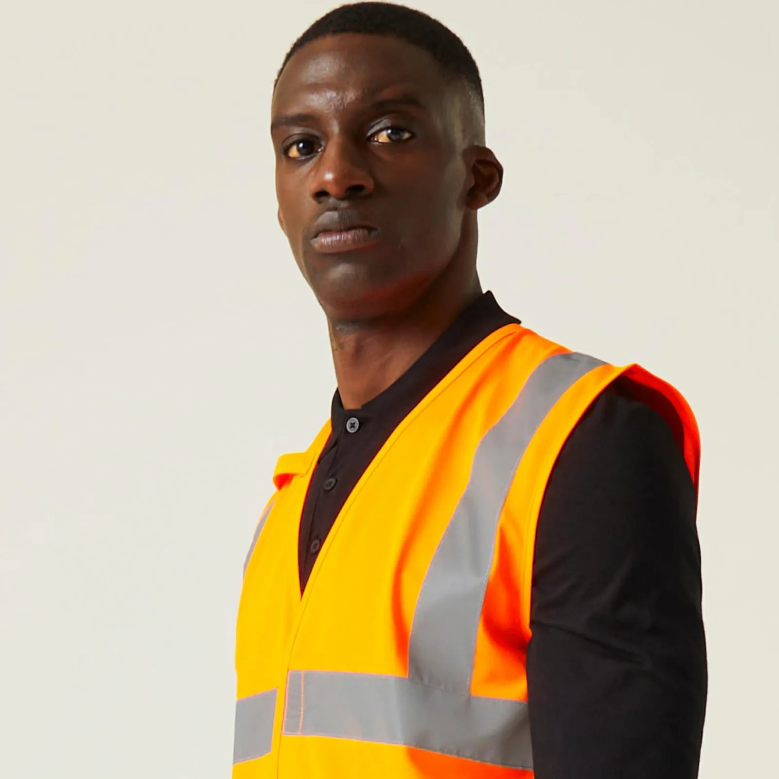 Regatta Men's Pro HI-VIS Supervisor Vest |< Vêtements Haute Visibilité
