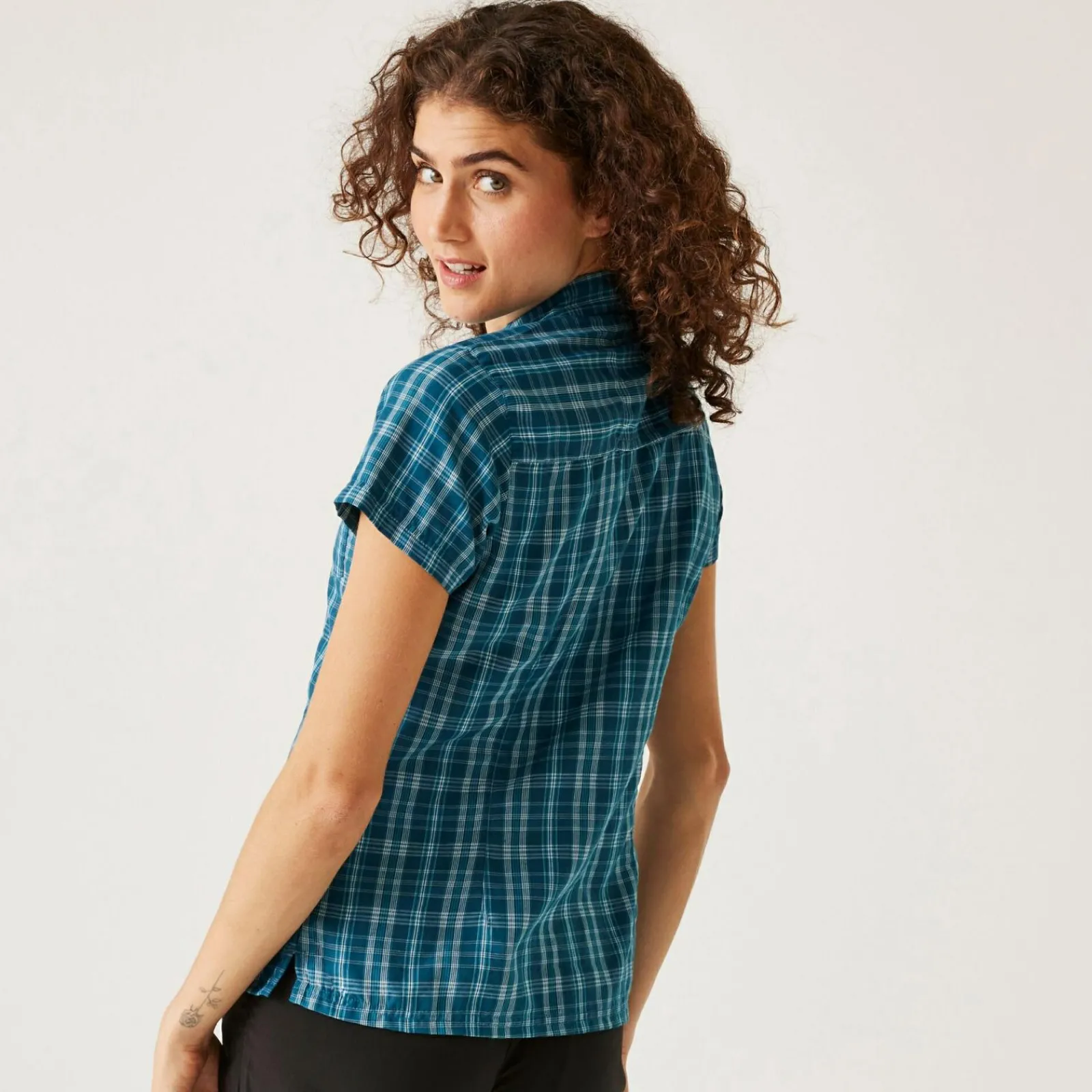 Regatta Mindano VIII Femme Chemise à manches courtes |<Femme Chemises