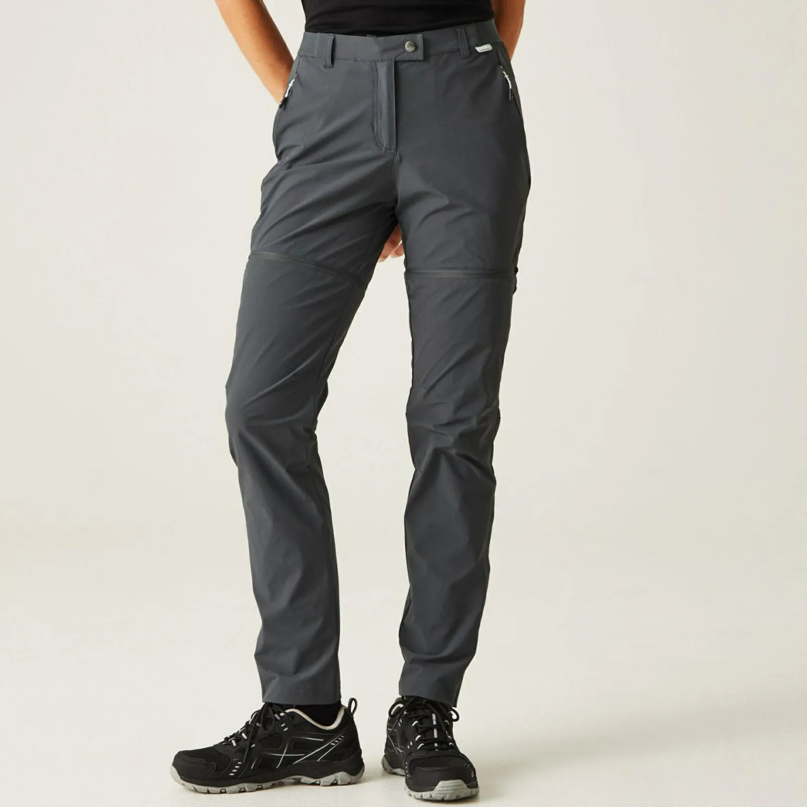 Regatta Mountain Femme Short de marche modulable |<Femme Pantalons Zippés|Pantalons Imperméables