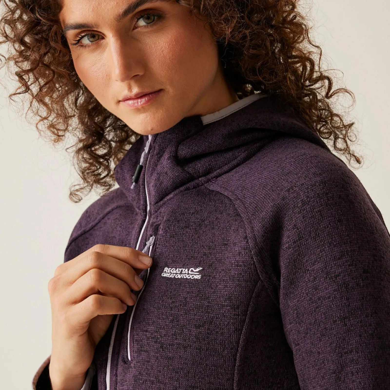 Regatta Newhill Femme Polaire à capuche |<Femme Polaires Zippées