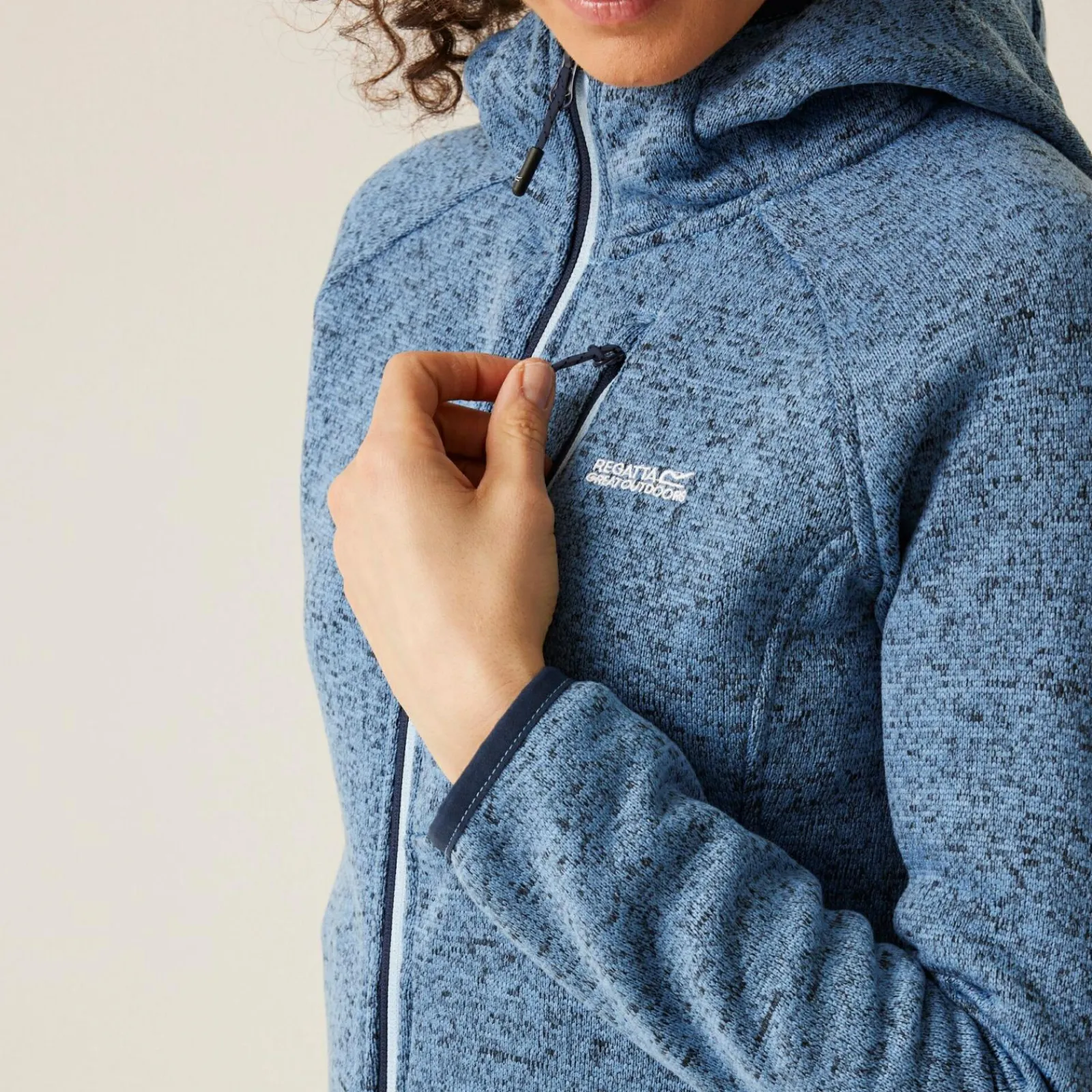 Regatta Newhill Femme Polaire à capuche |<Femme Polaires Zippées