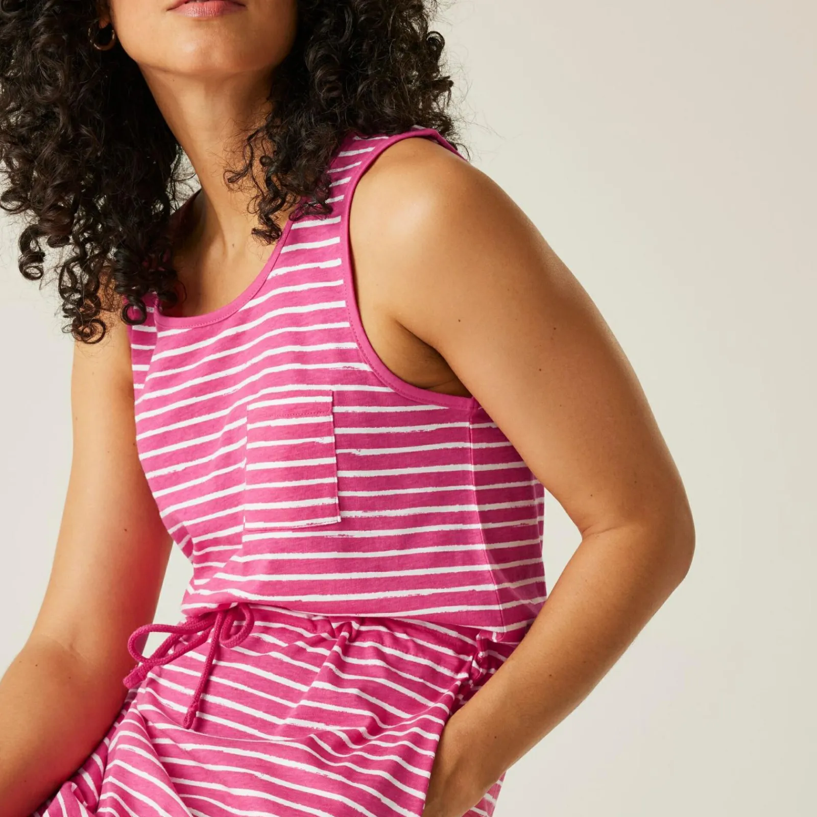 Regatta Robe décontractée Ariena pour femme |<Femme Robes