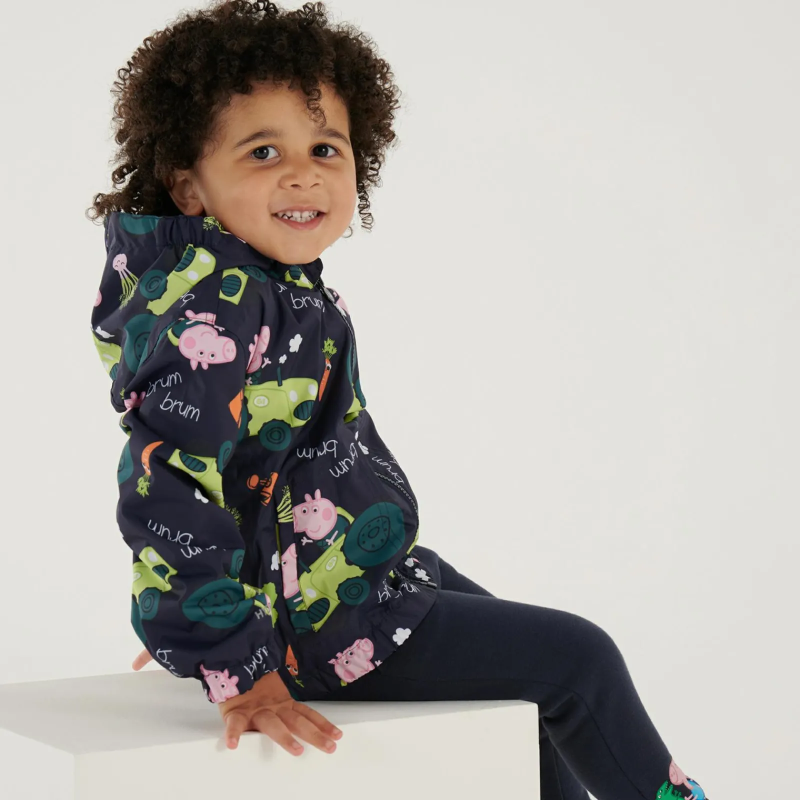Regatta Veste Junior imperméable et réfléchissante avec capuche et design Peppa Pig |<Enfant Petits Aventuriers|Peppa Pig