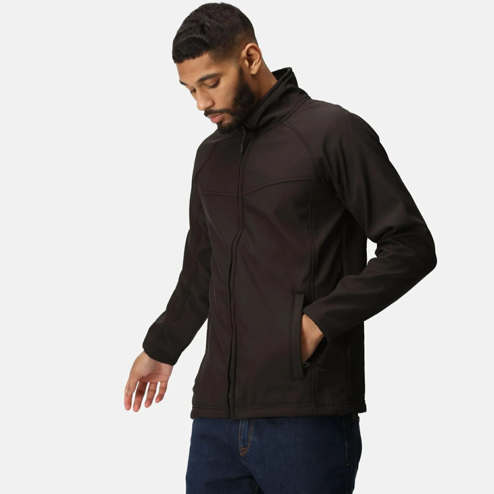 Regatta Veste Softshell intéractive Homme UPROAR |< Vestes & Manteaux|Vestes
